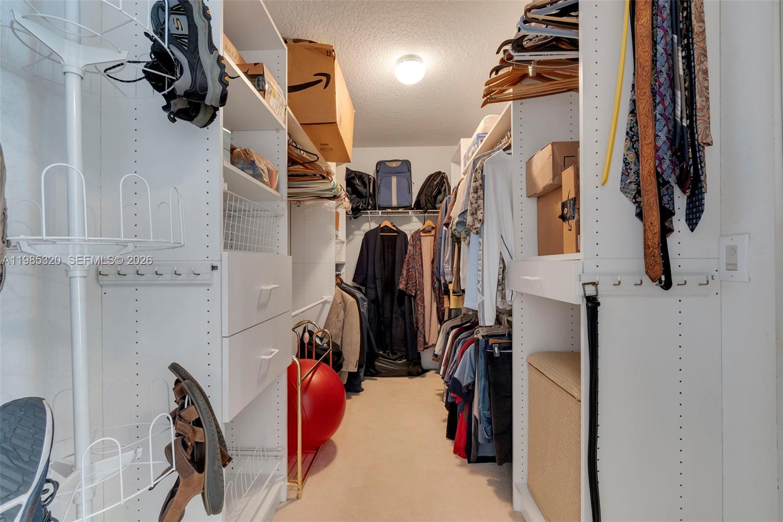 4927 NW 67th Ave Lauderhill, FL 33319