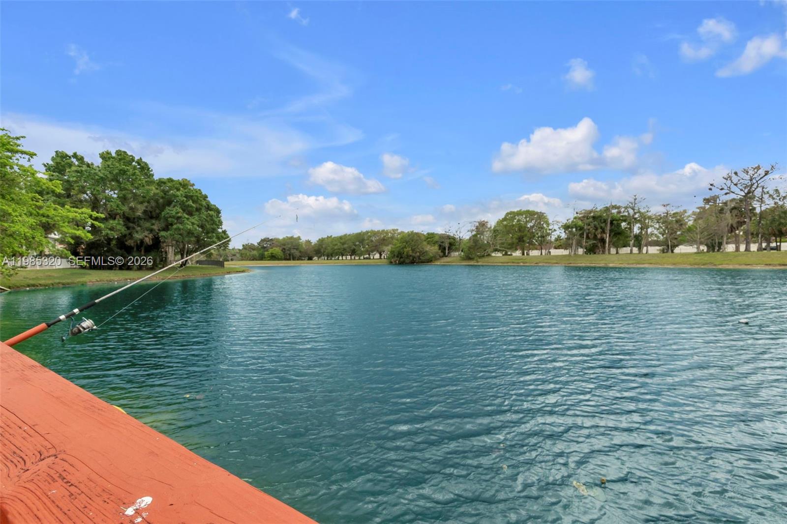 4927 NW 67th Ave Lauderhill, FL 33319