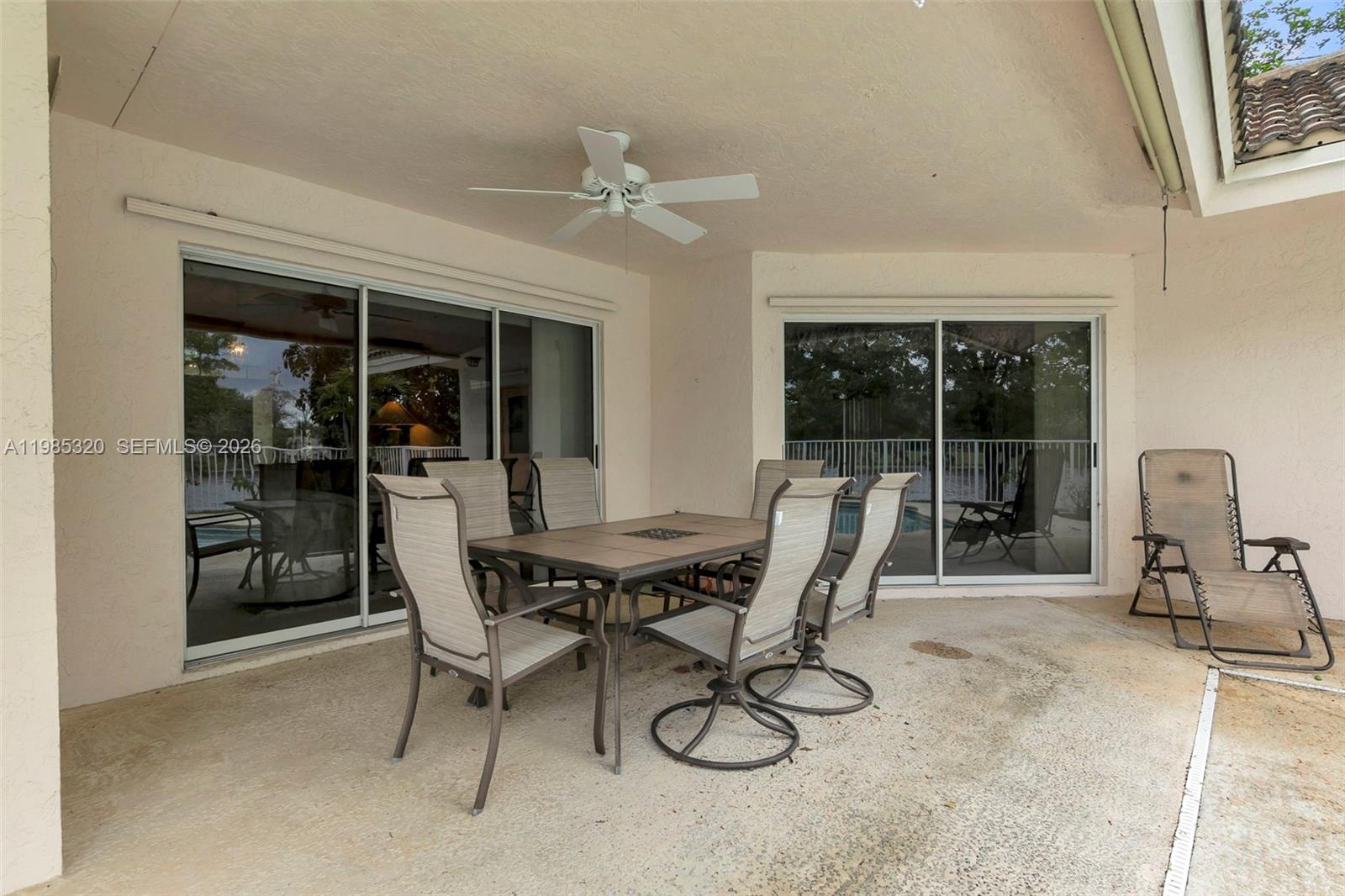 4927 NW 67th Ave Lauderhill, FL 33319