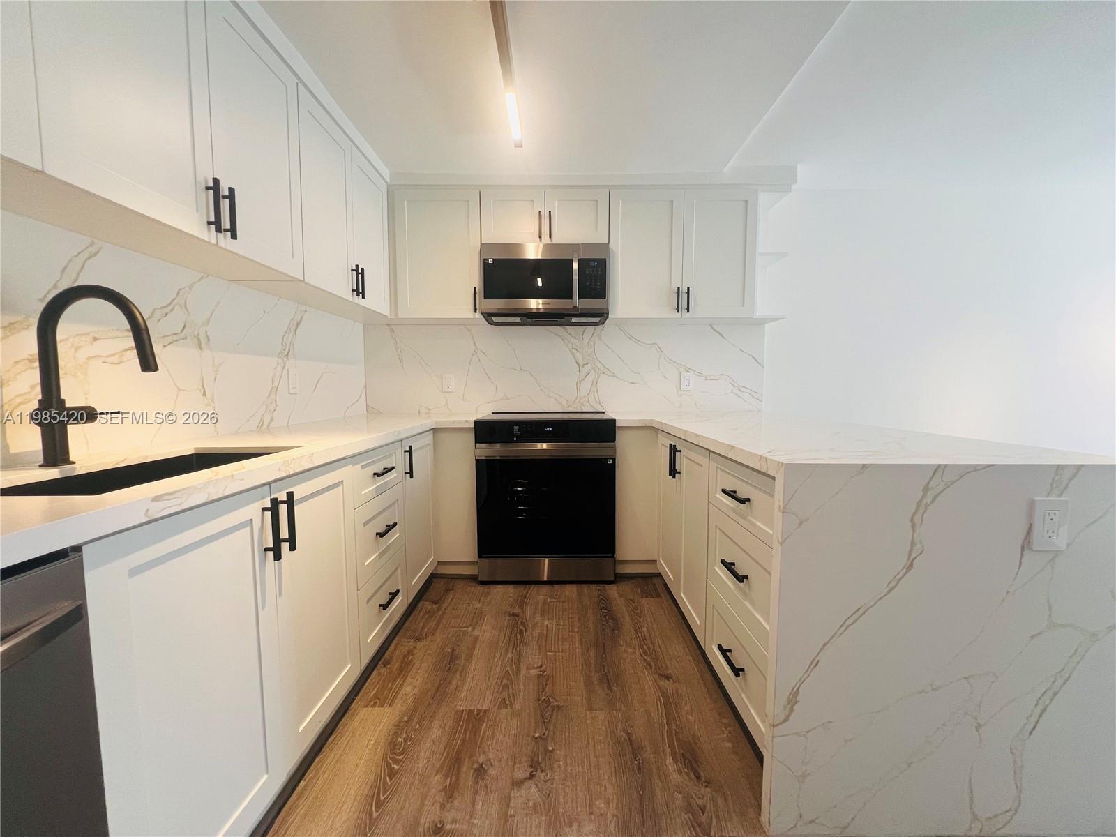 201 Jefferson Ave #4C Miami Beach, FL 33139