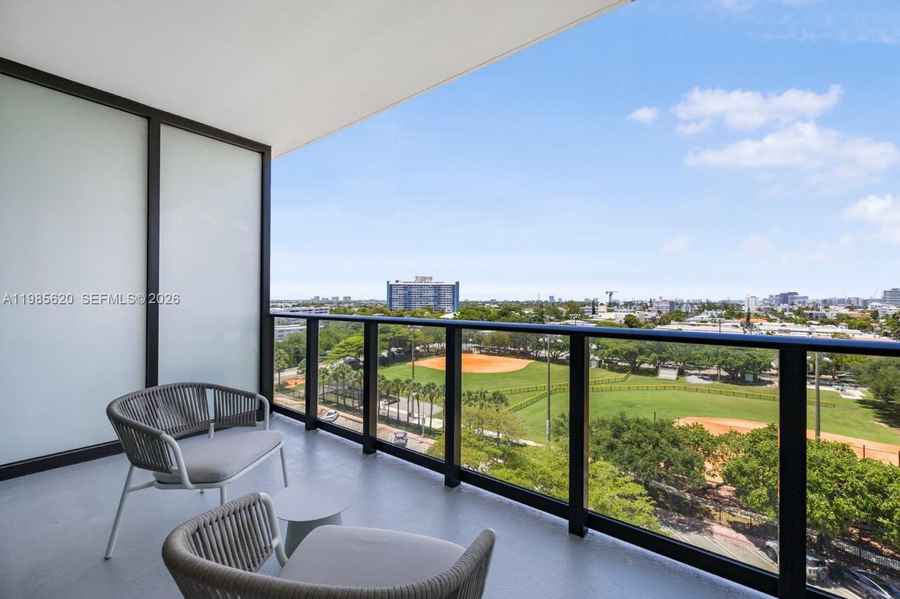 580 72nd St #613 Miami Beach, FL 33141