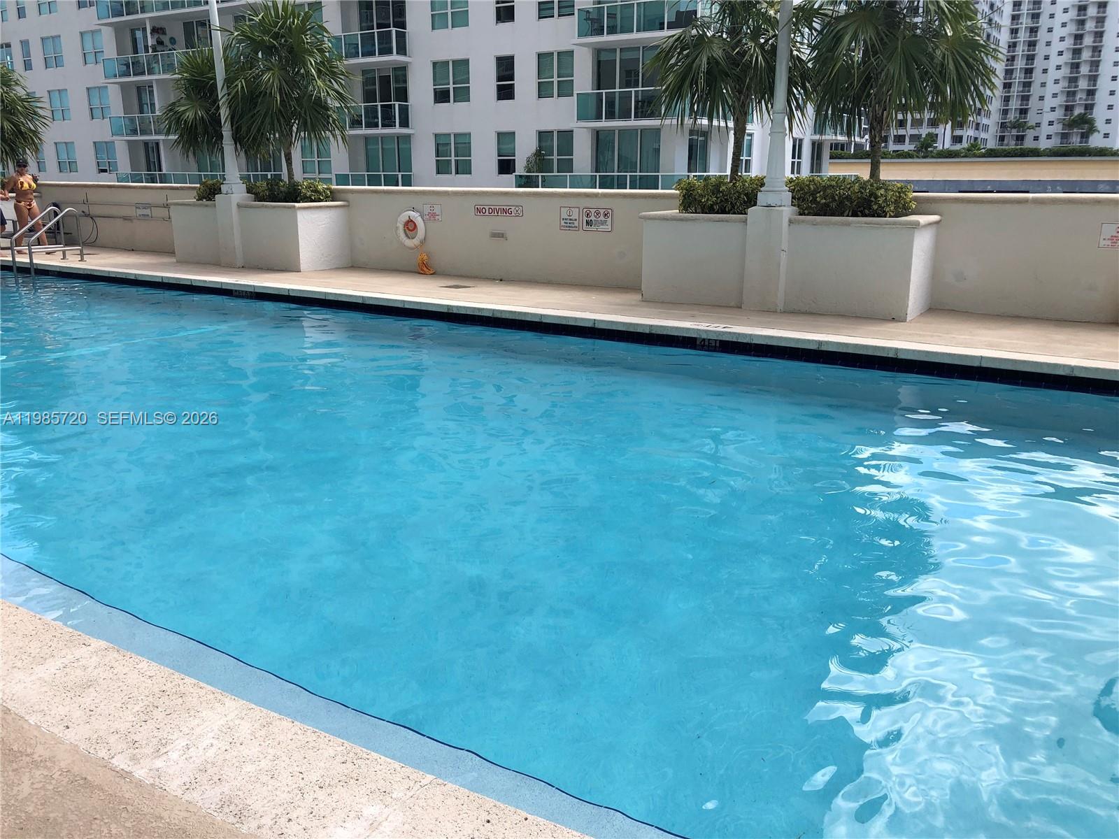 image The Club at Brickell Bay13