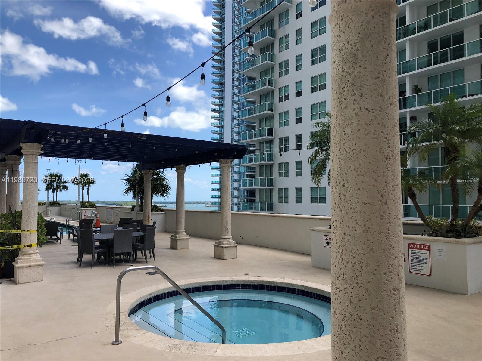 image The Club at Brickell Bay14