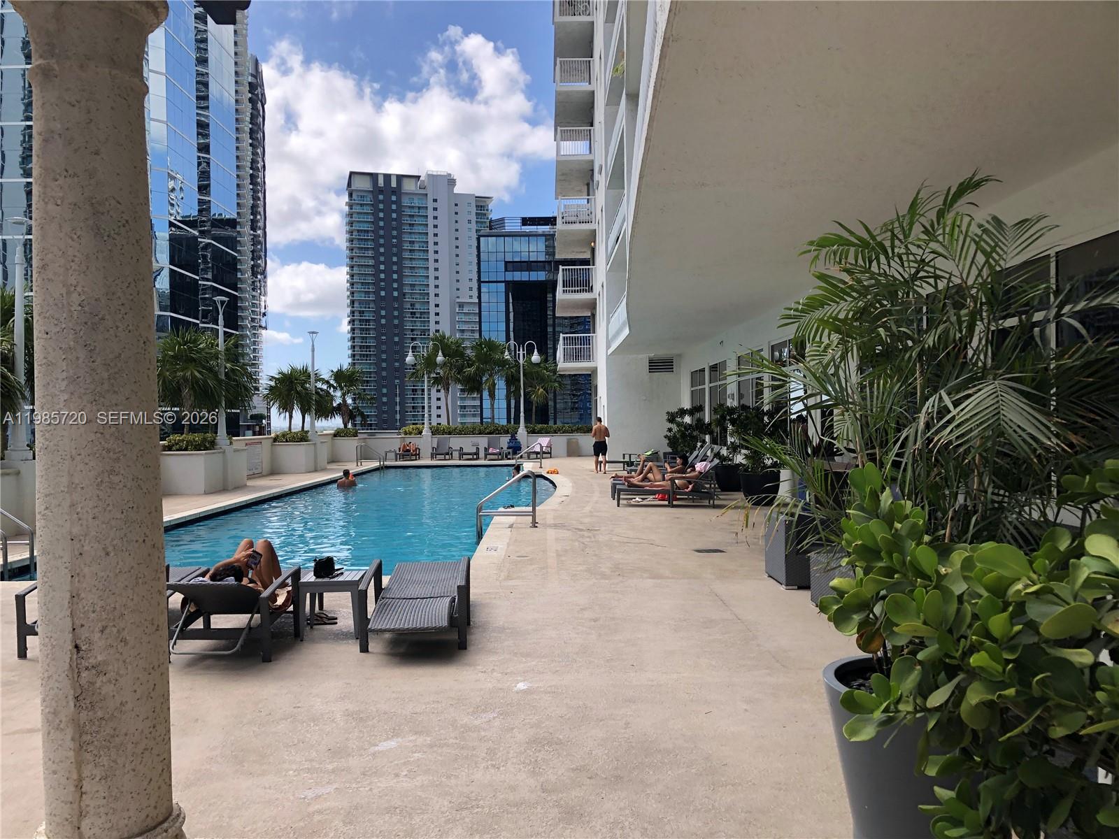 image The Club at Brickell Bay15