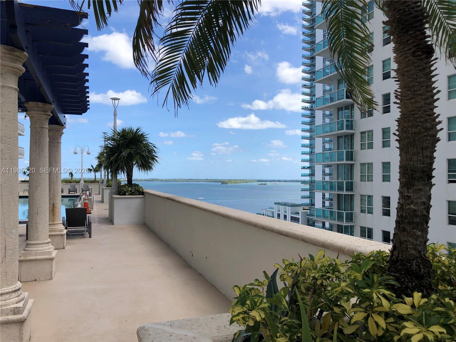 image The Club at Brickell Bay16