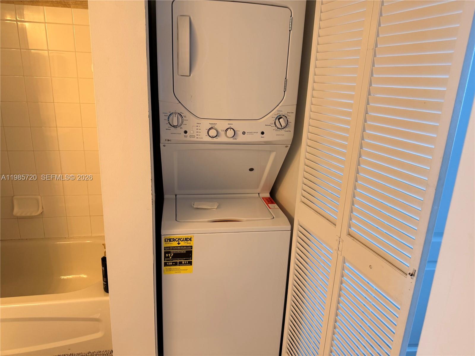 image The Club at Brickell Bay33