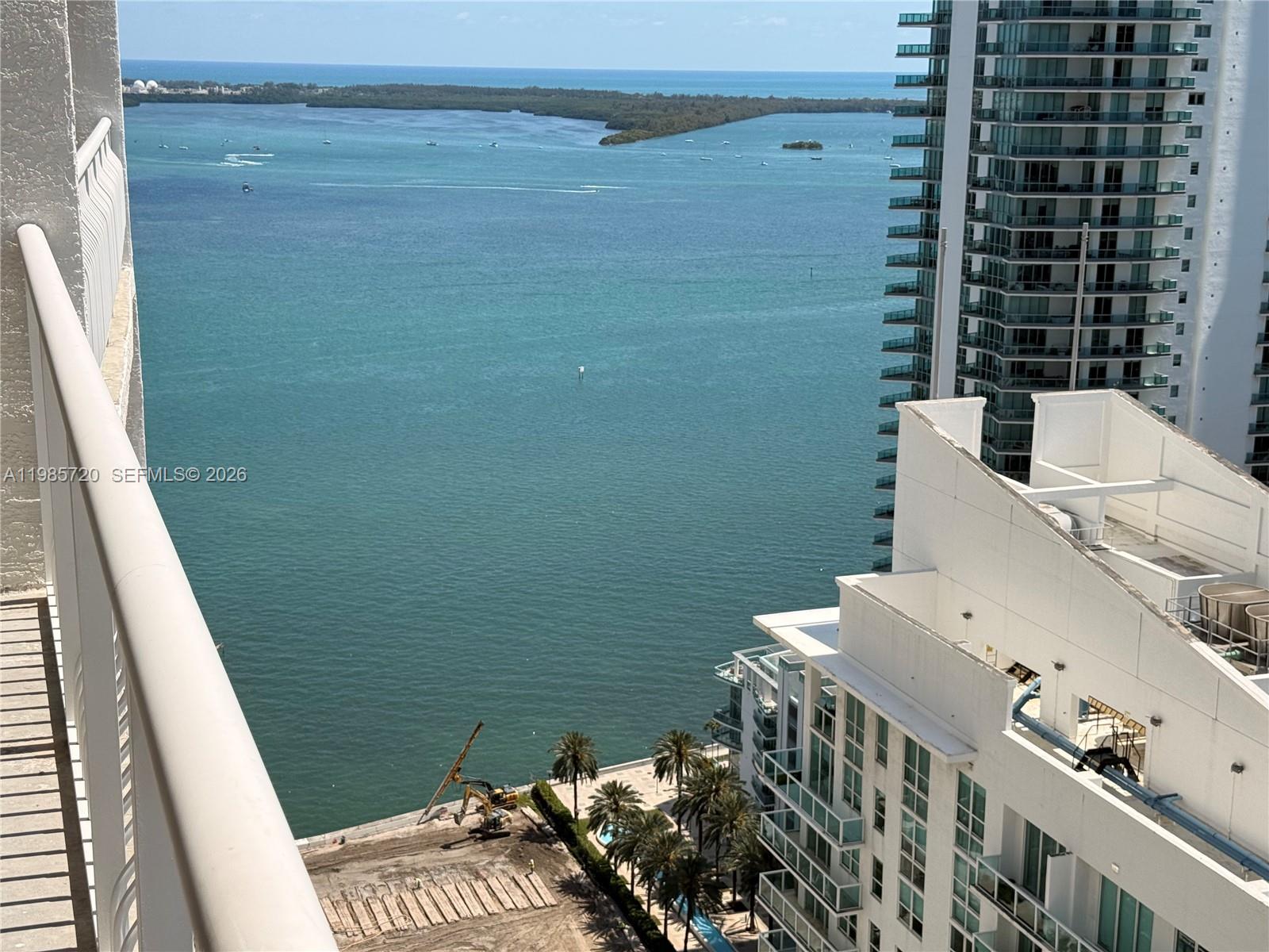 image The Club at Brickell Bay6