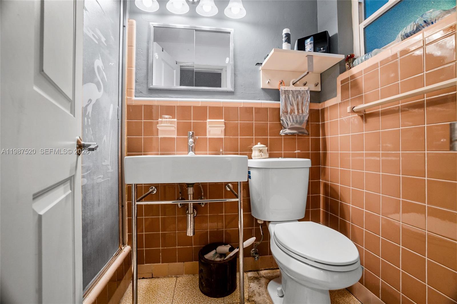 1761 NE 37th St Oakland Park, FL 33334