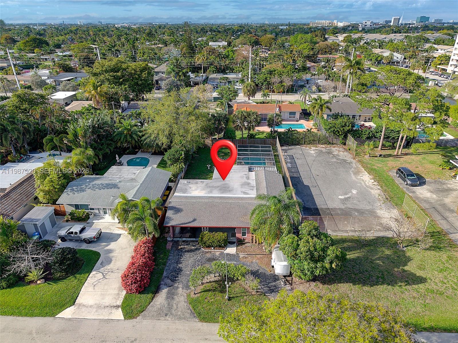 1761 NE 37th St Oakland Park, FL 33334