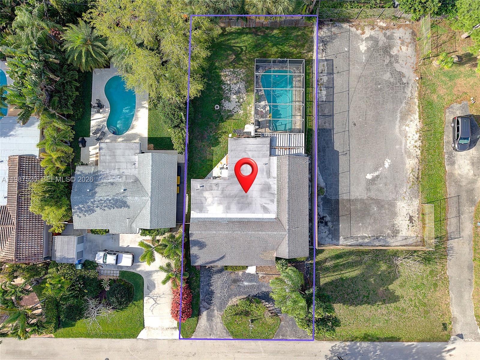 1761 NE 37th St Oakland Park, FL 33334