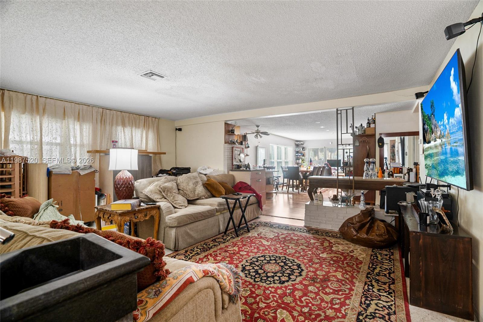 1761 NE 37th St Oakland Park, FL 33334