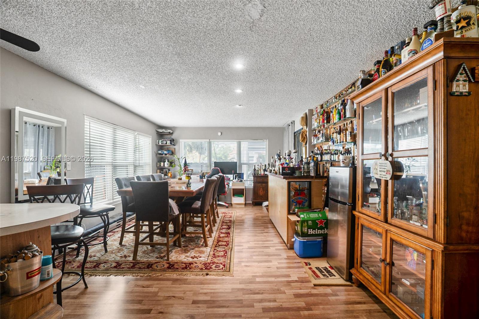 1761 NE 37th St Oakland Park, FL 33334