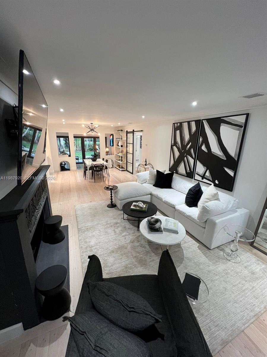 5173 Alton Rd Miami Beach, FL 33140