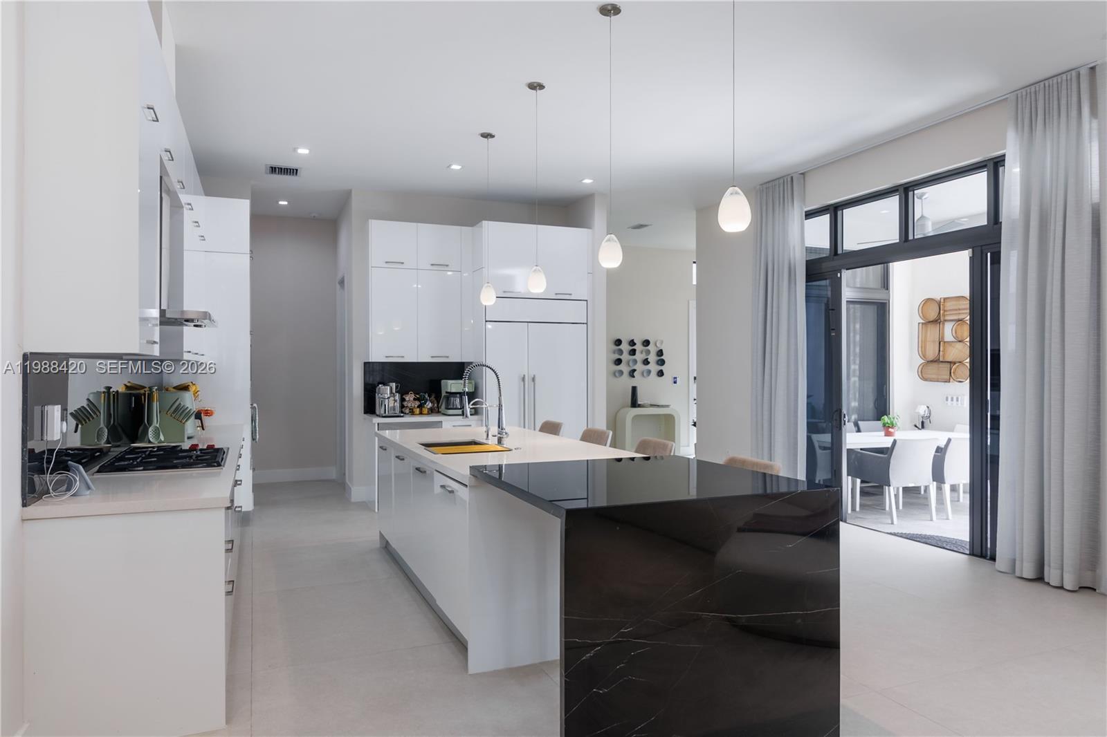 8115 NW 48th Ter Doral, FL 33166