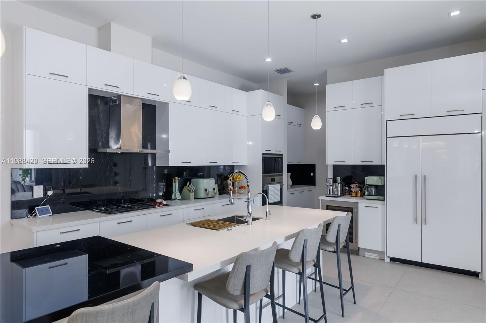 8115 NW 48th Ter Doral, FL 33166