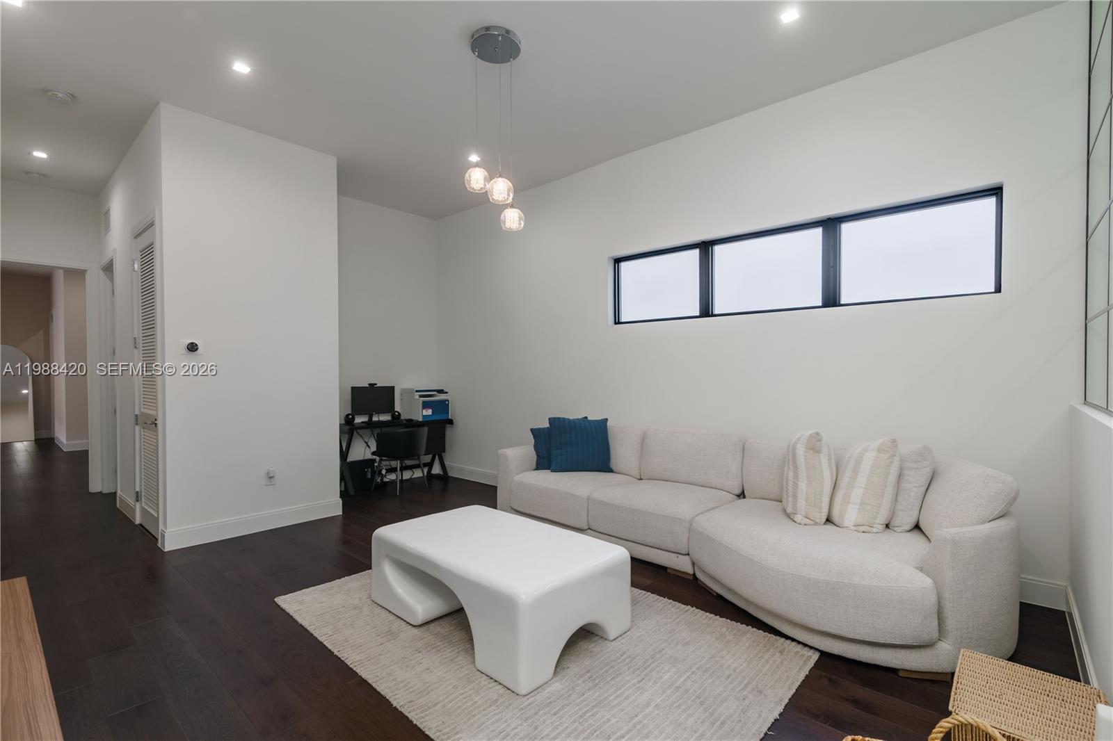 8115 NW 48th Ter Doral, FL 33166