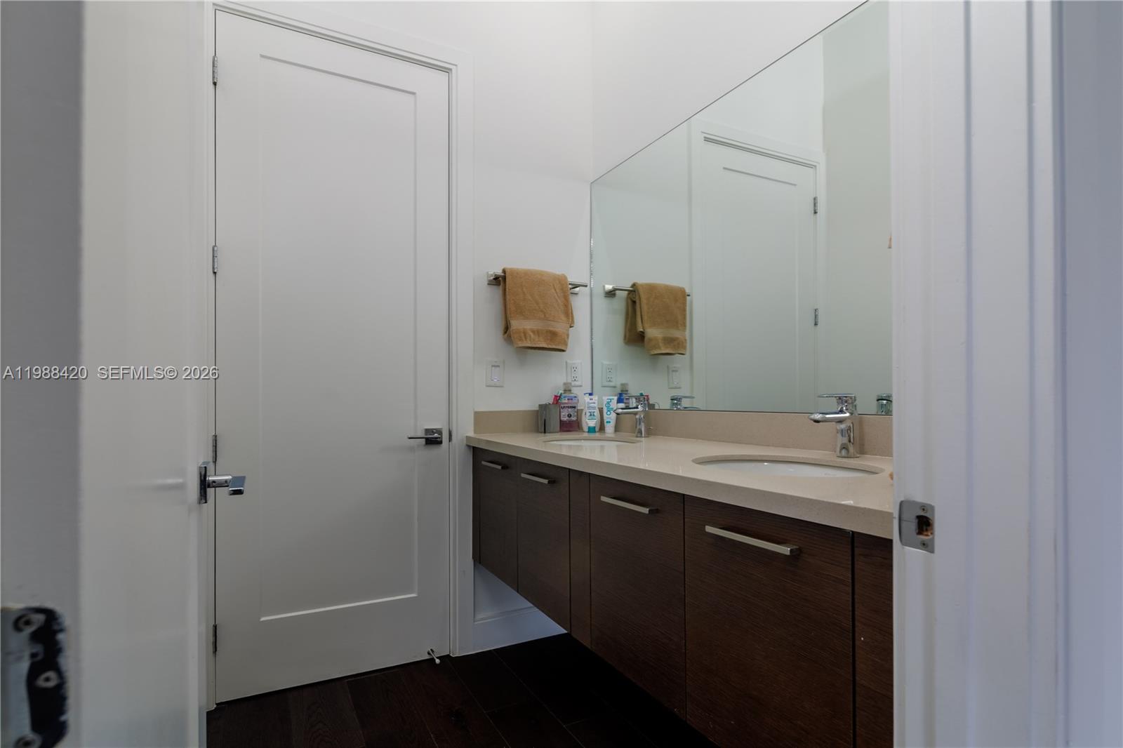 8115 NW 48th Ter Doral, FL 33166