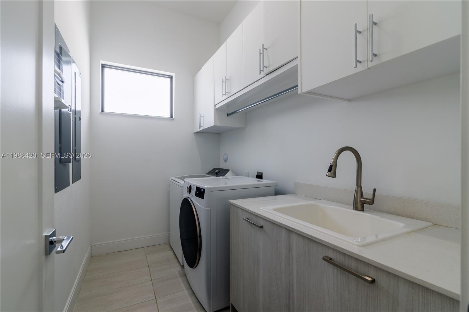 8115 NW 48th Ter Doral, FL 33166