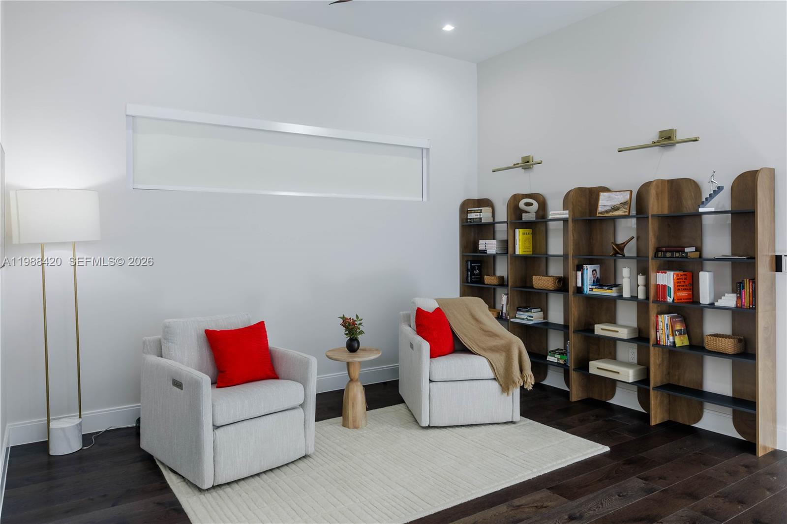 8115 NW 48th Ter Doral, FL 33166