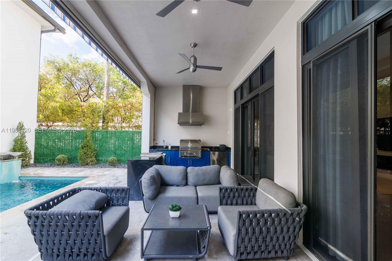 8115 NW 48th Ter Doral, FL 33166