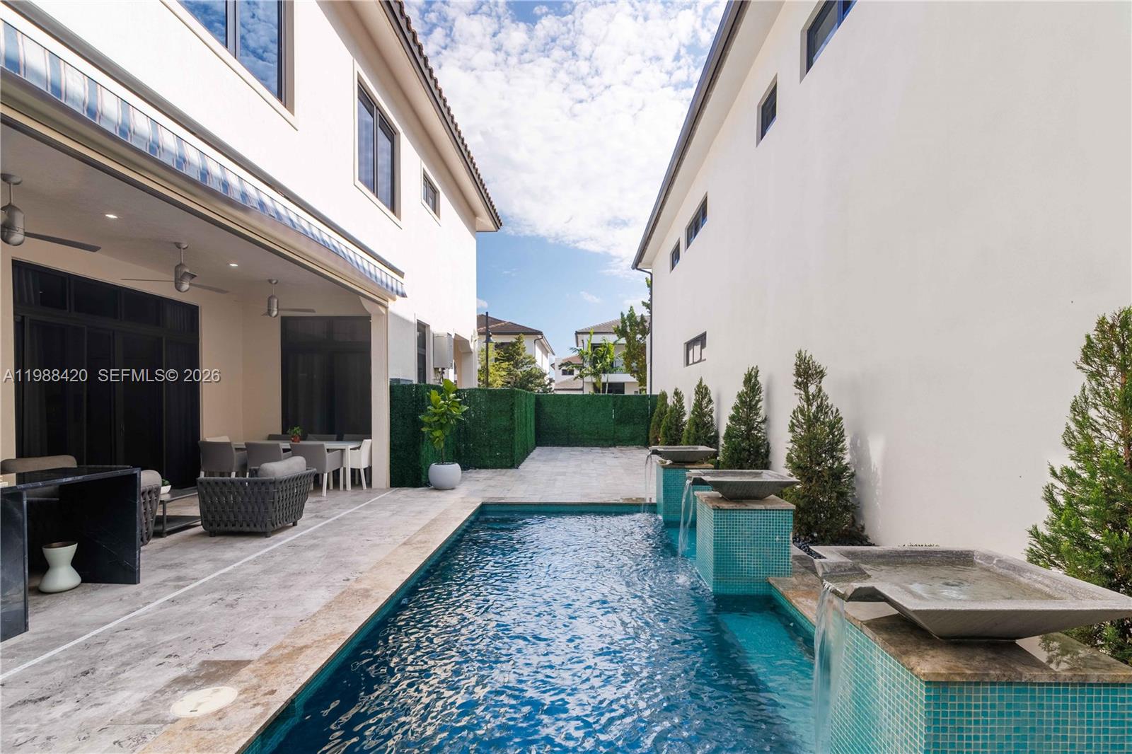 8115 NW 48th Ter Doral, FL 33166