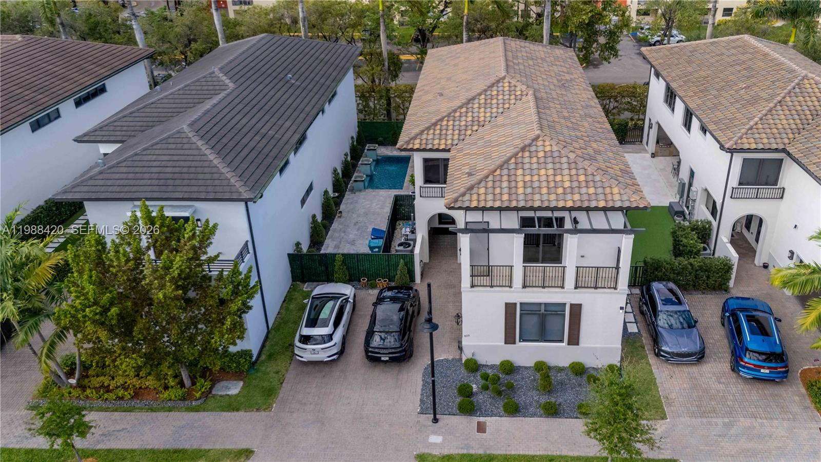 8115 NW 48th Ter Doral, FL 33166