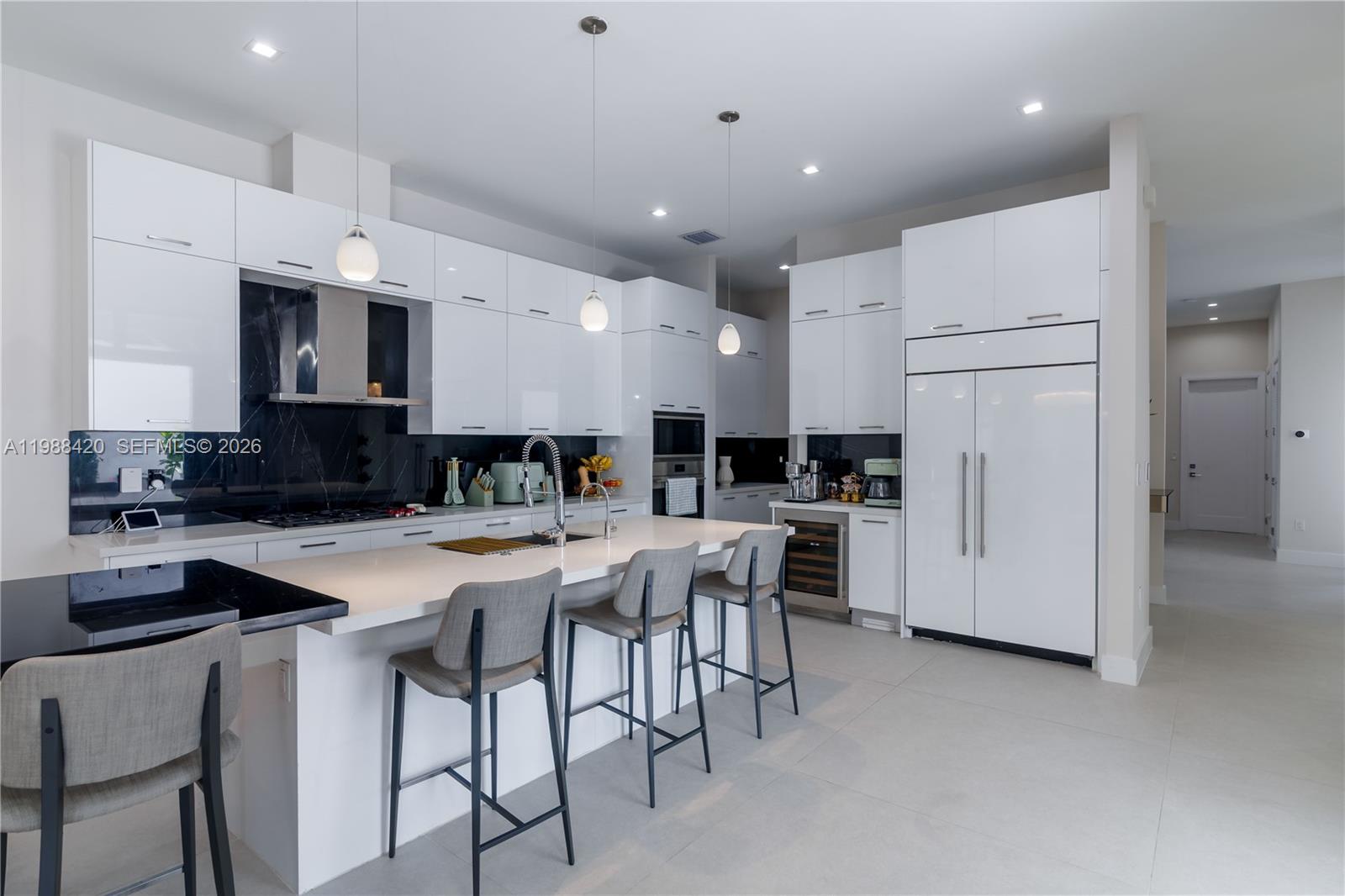 8115 NW 48th Ter Doral, FL 33166