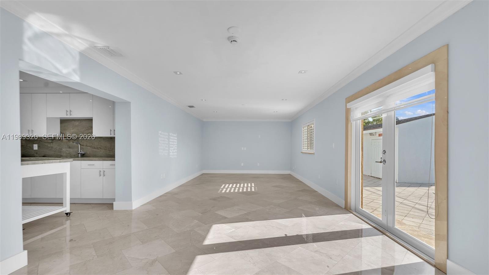 2900 SW 92nd Ave #2900 Miami, FL 33165