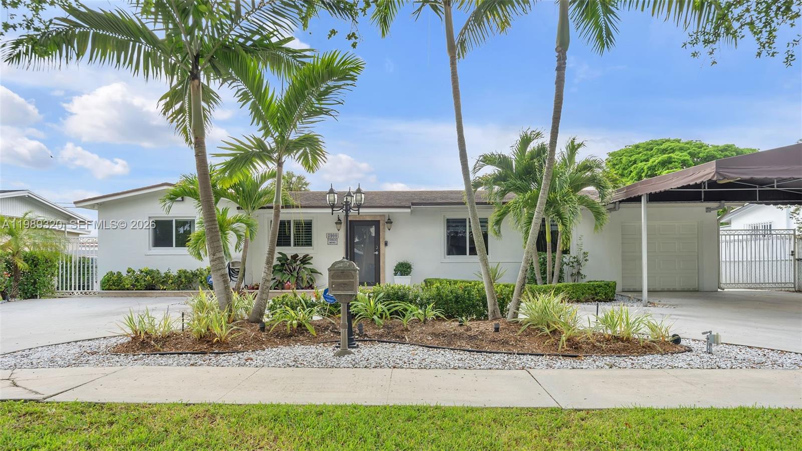 2900 SW 92nd Ave #2900 Miami, FL 33165