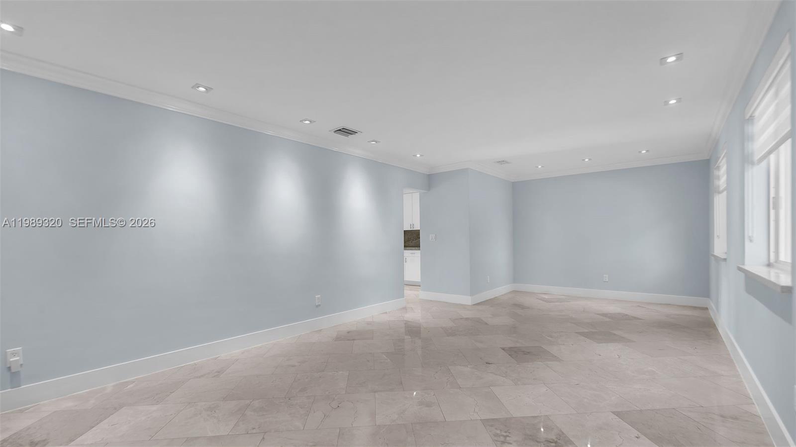 2900 SW 92nd Ave #2900 Miami, FL 33165