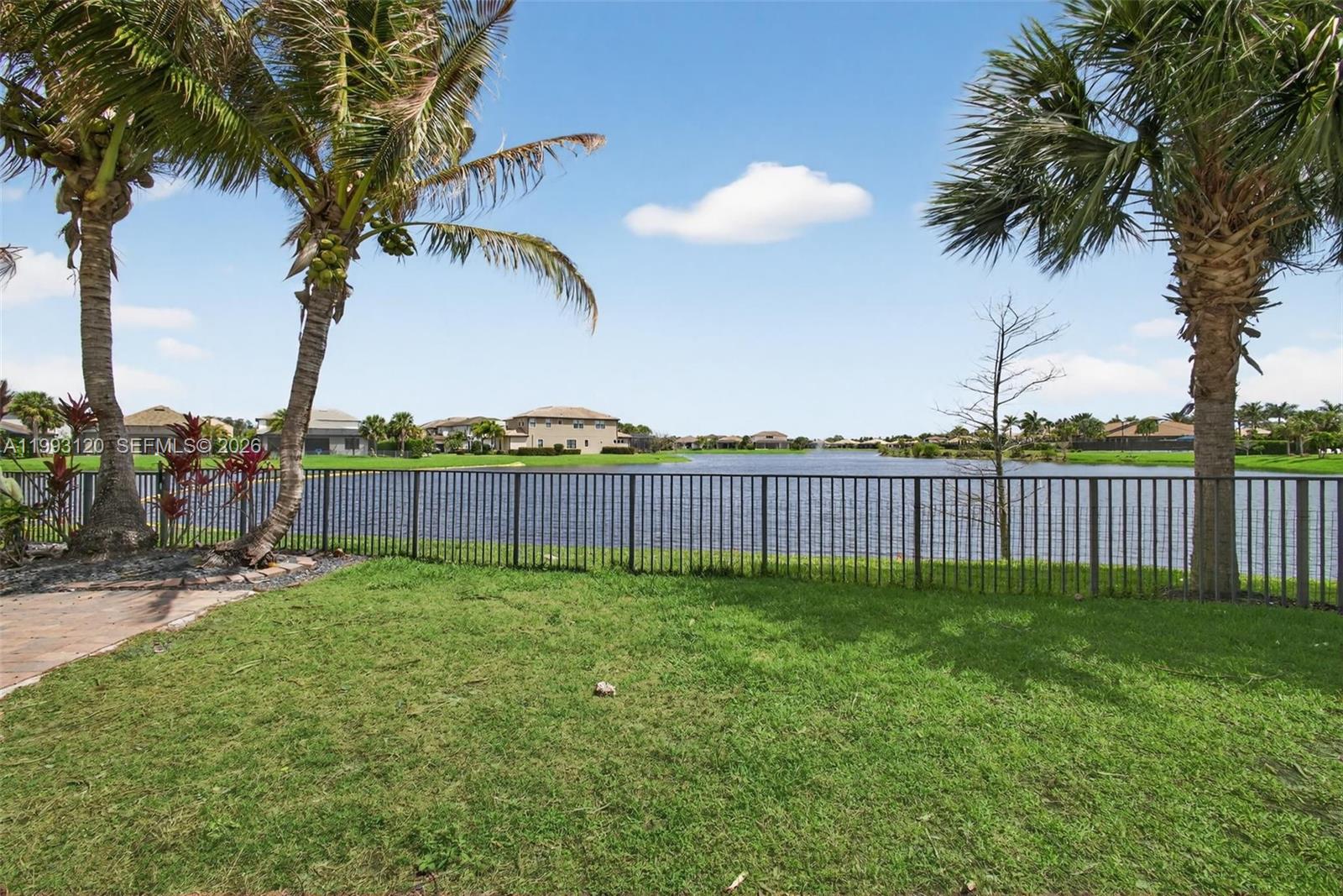 130 Blanca Isles Ln Jupiter, FL 33478