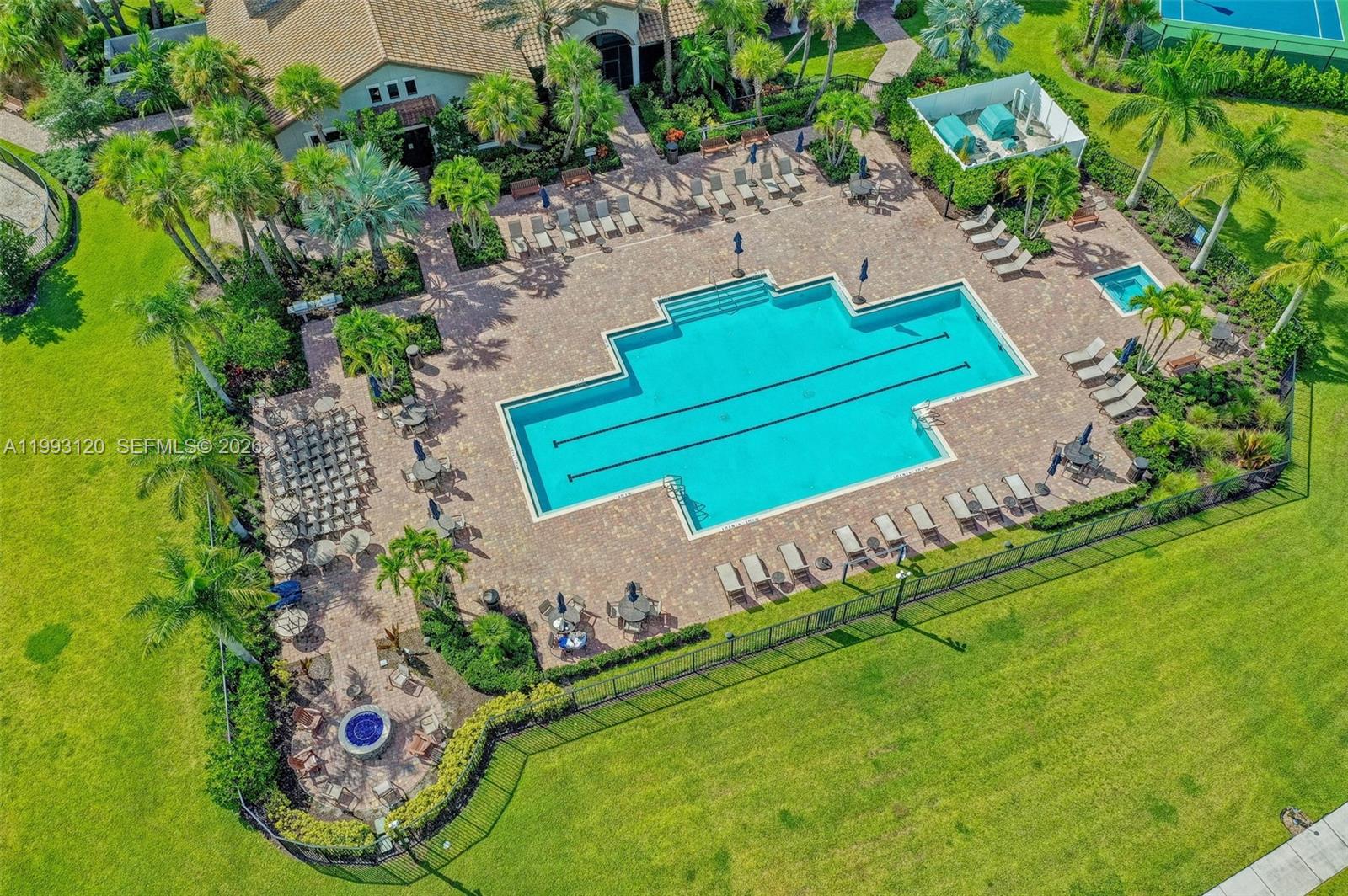 130 Blanca Isles Ln Jupiter, FL 33478