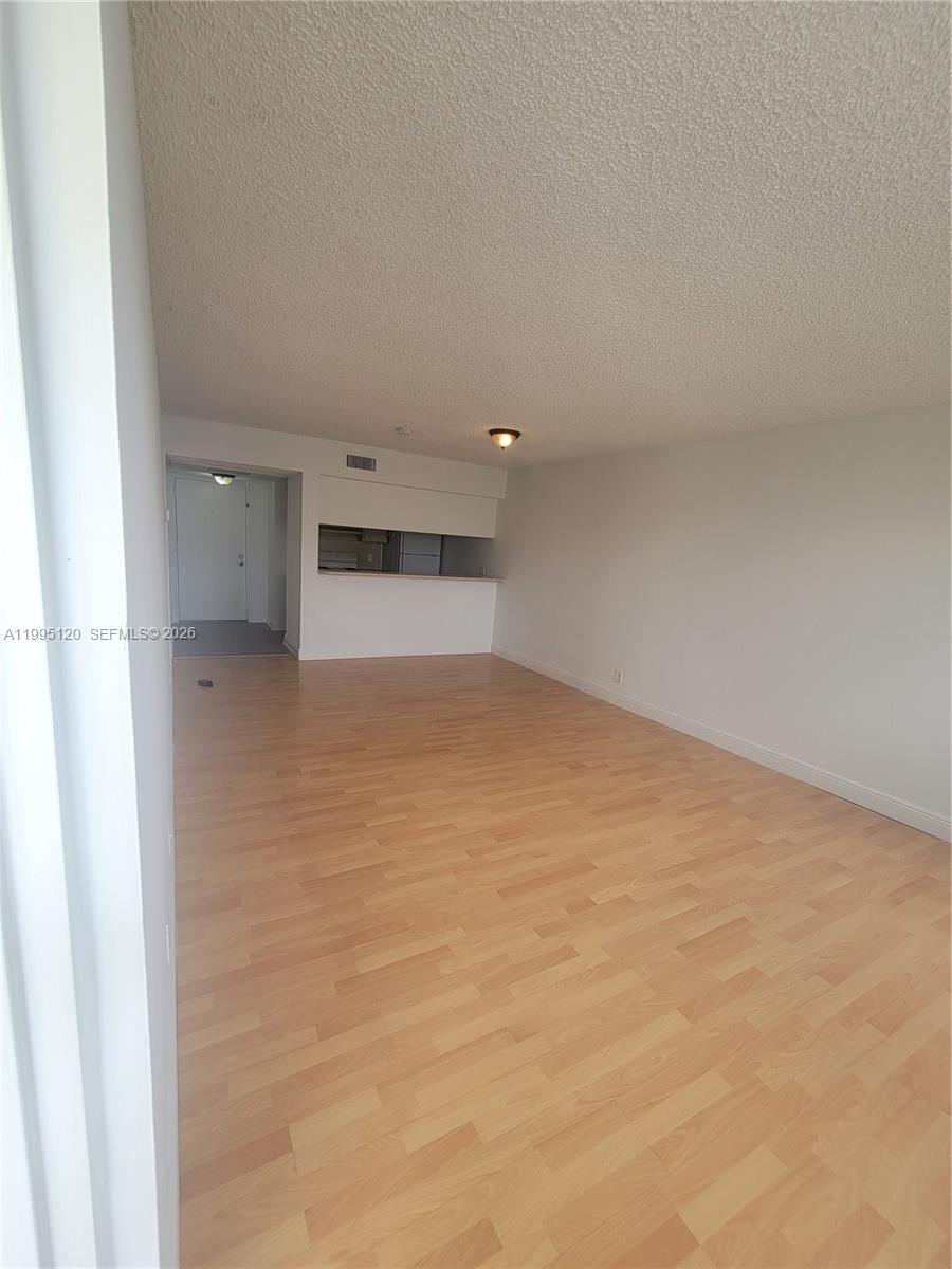 8180 Geneva Ct #419 Doral, FL 33166