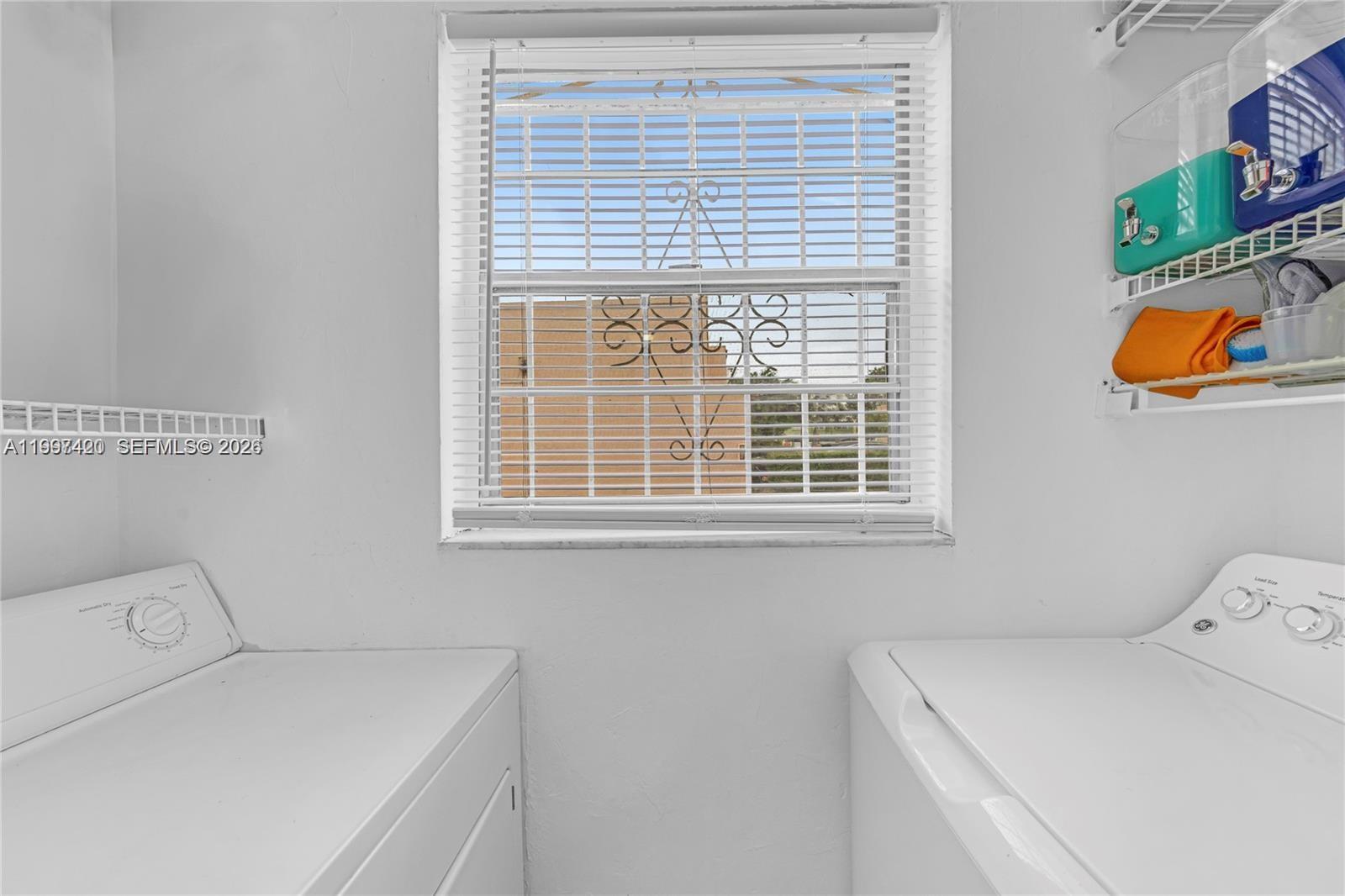 1675 W 57th St #514 Hialeah, FL 33012