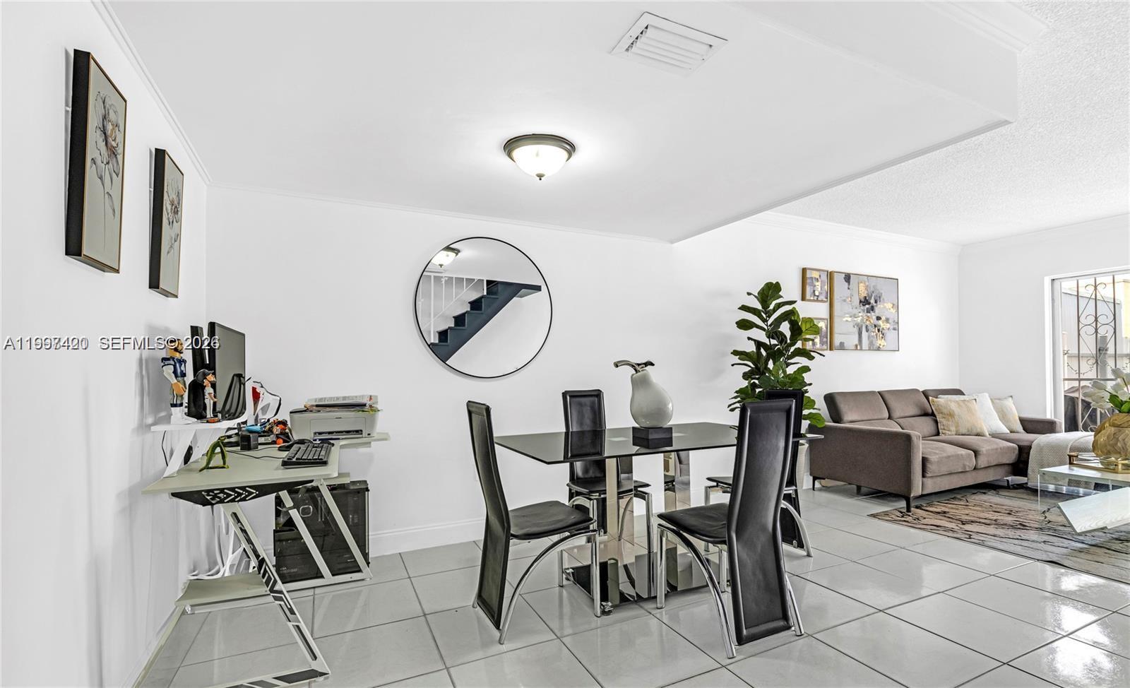 1675 W 57th St #514 Hialeah, FL 33012