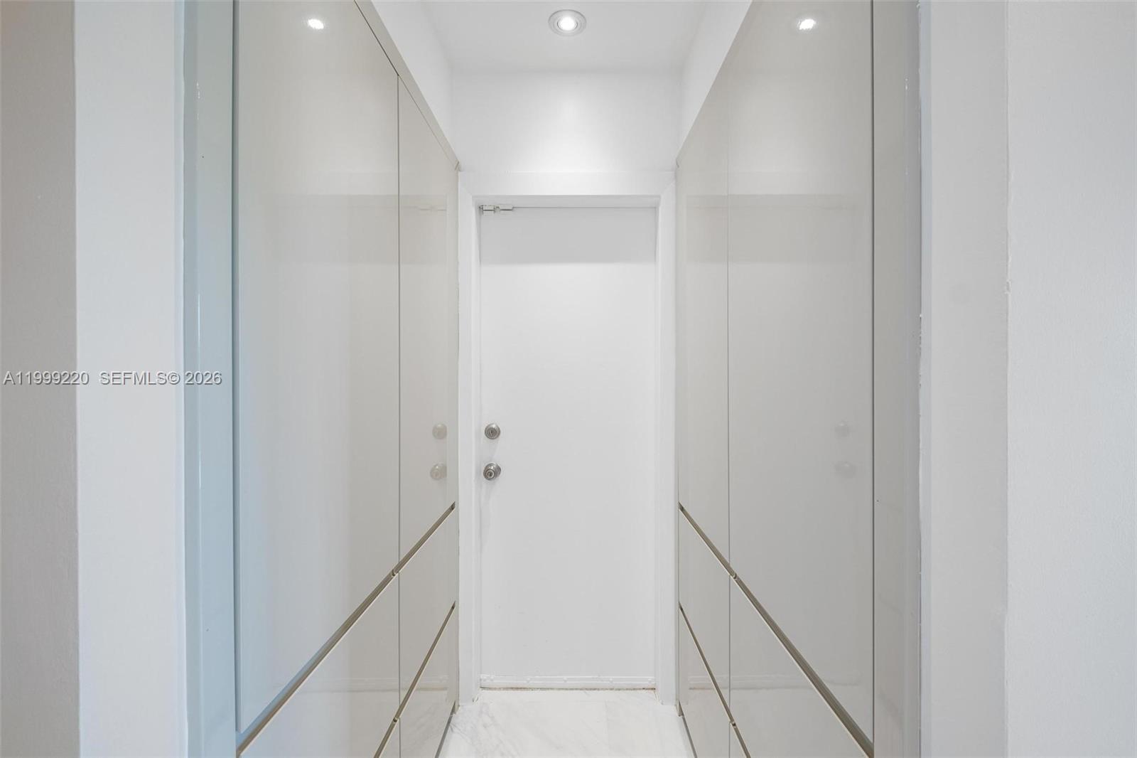 Undisclosed Address Pinecrest, FL 33156