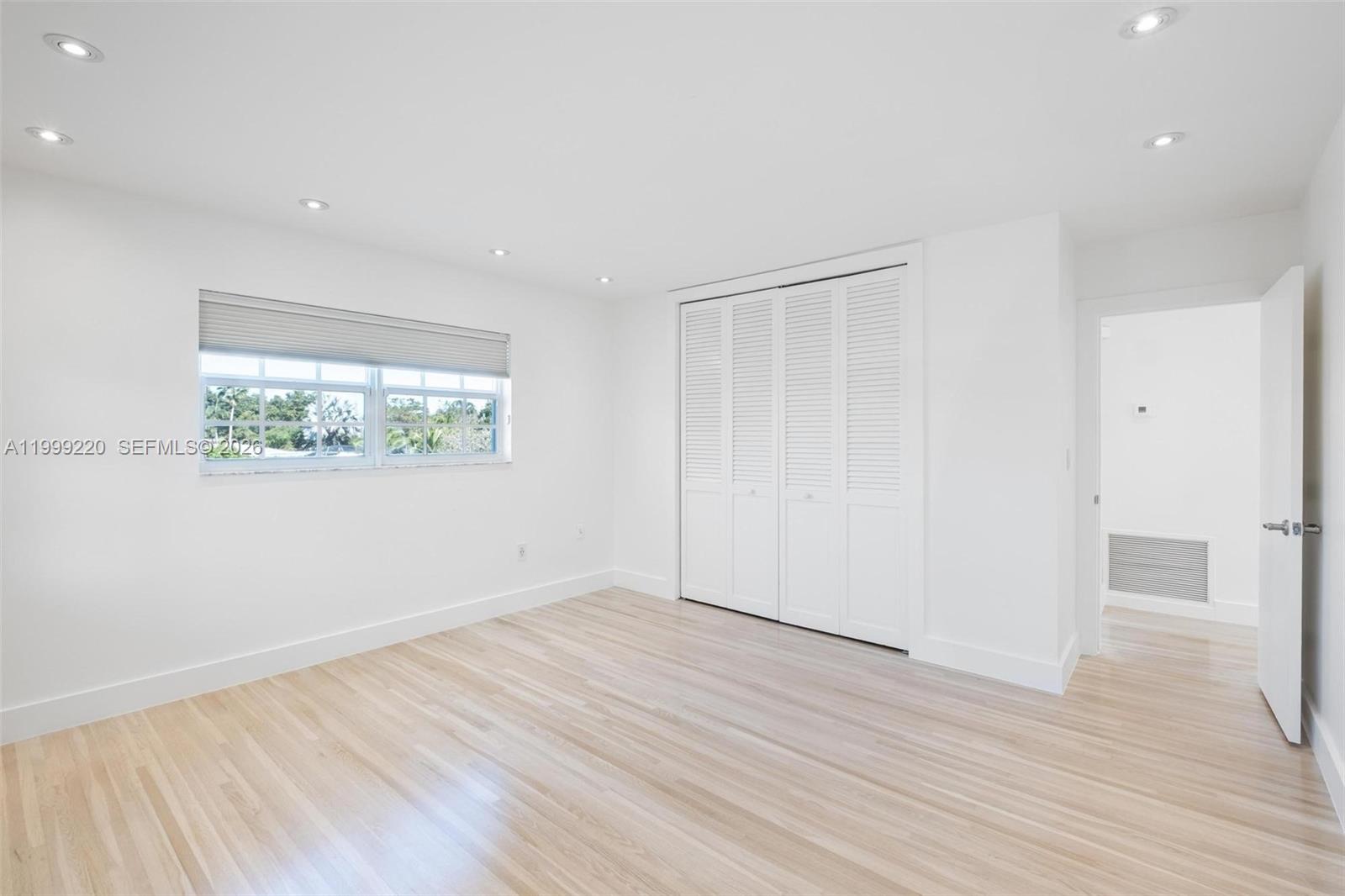 Undisclosed Address Pinecrest, FL 33156