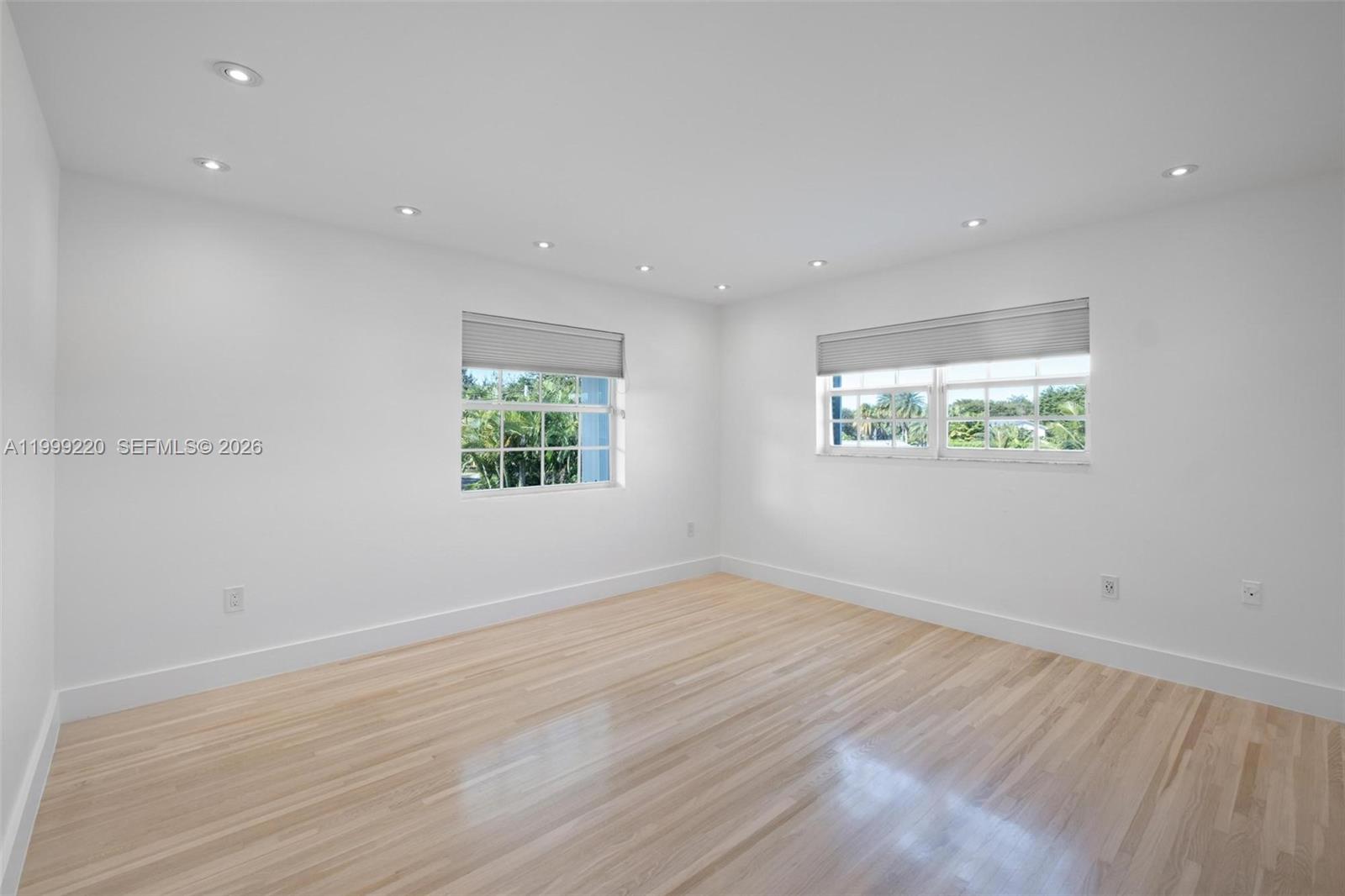 Undisclosed Address Pinecrest, FL 33156