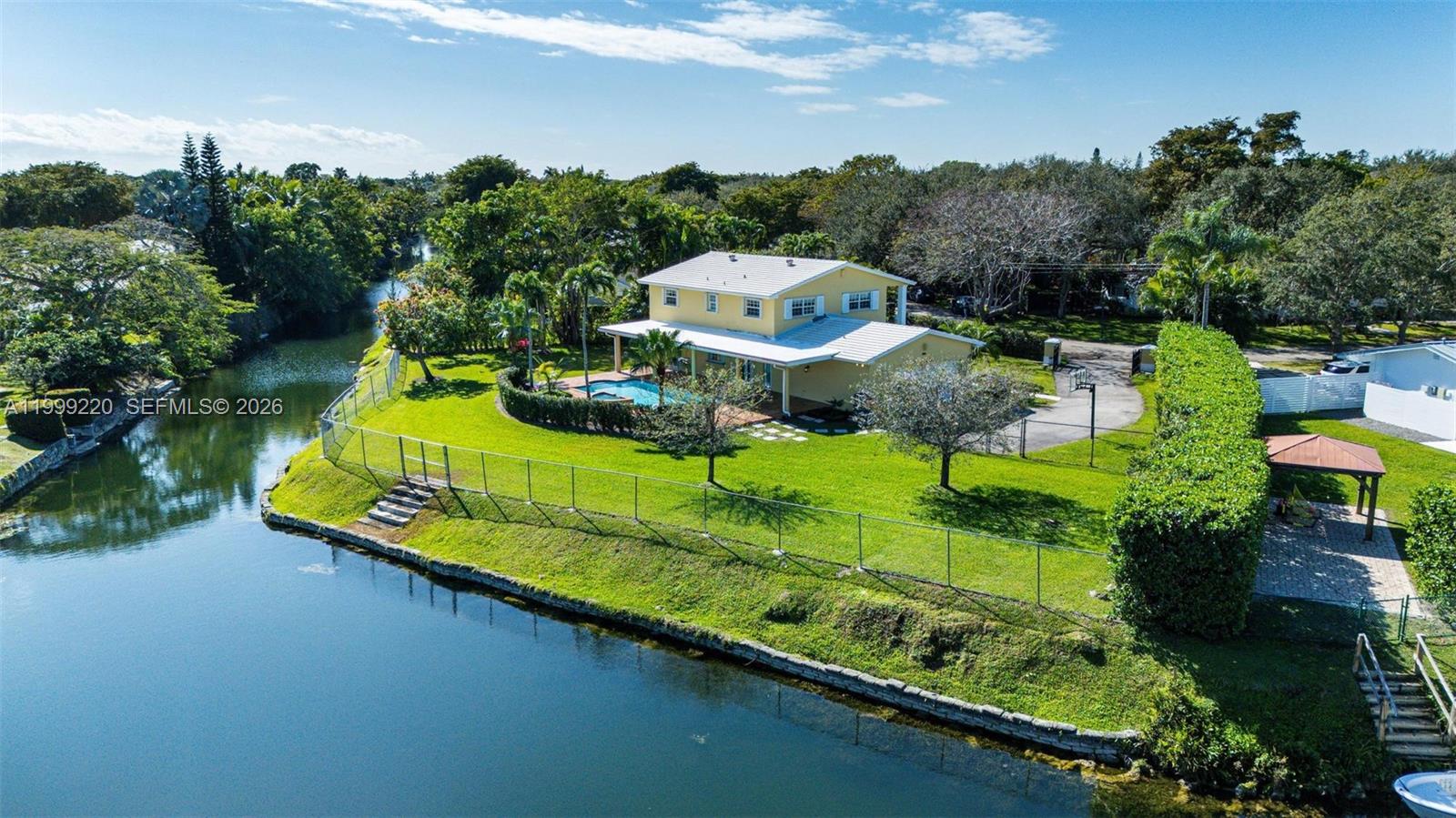 Undisclosed Address Pinecrest, FL 33156