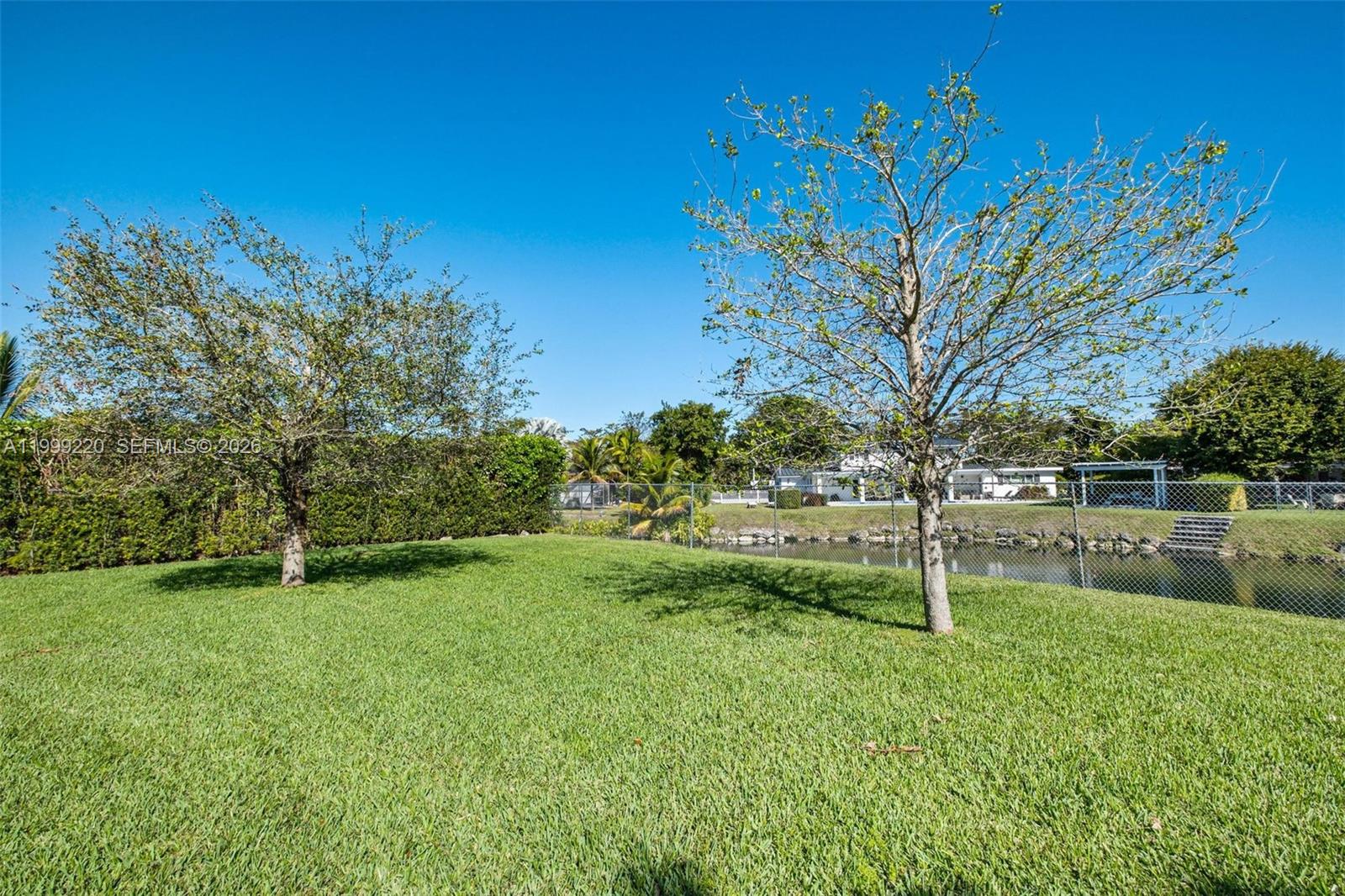 Undisclosed Address Pinecrest, FL 33156