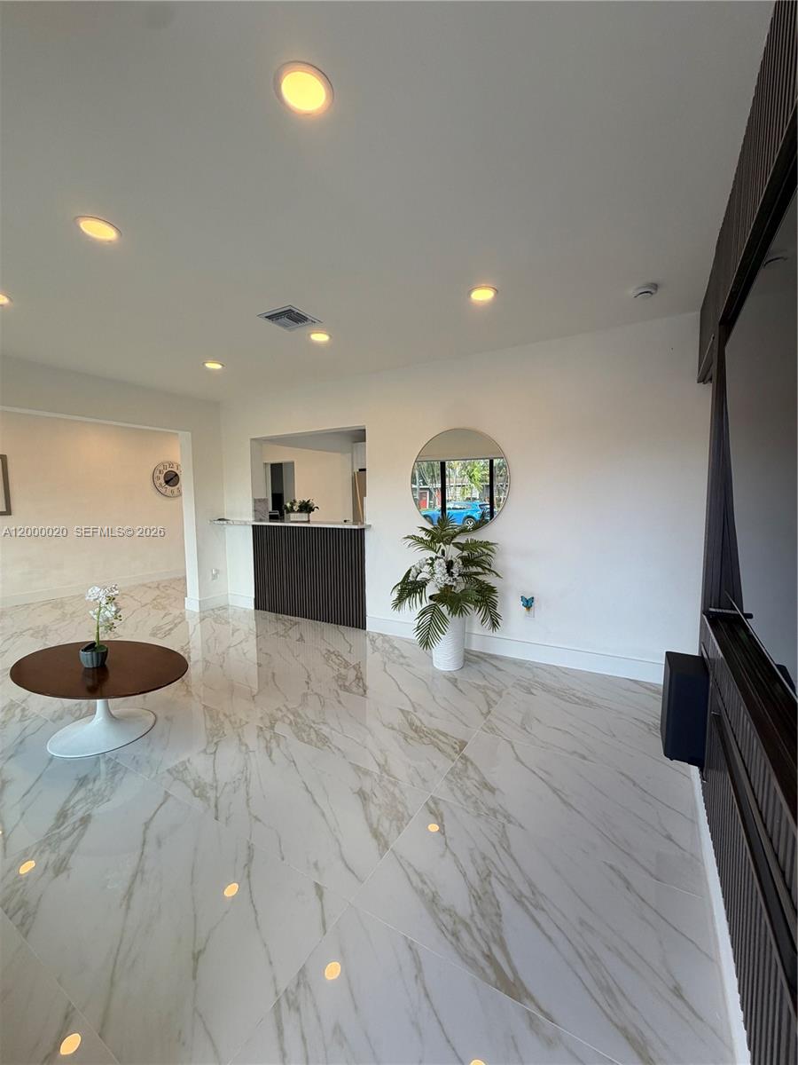 750 Carolina Ave Fort Lauderdale, FL 33312