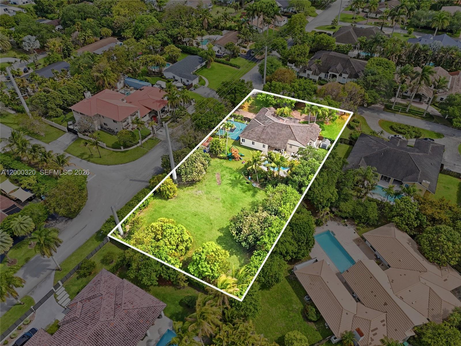 14400 SW 99th Miami, FL 33176