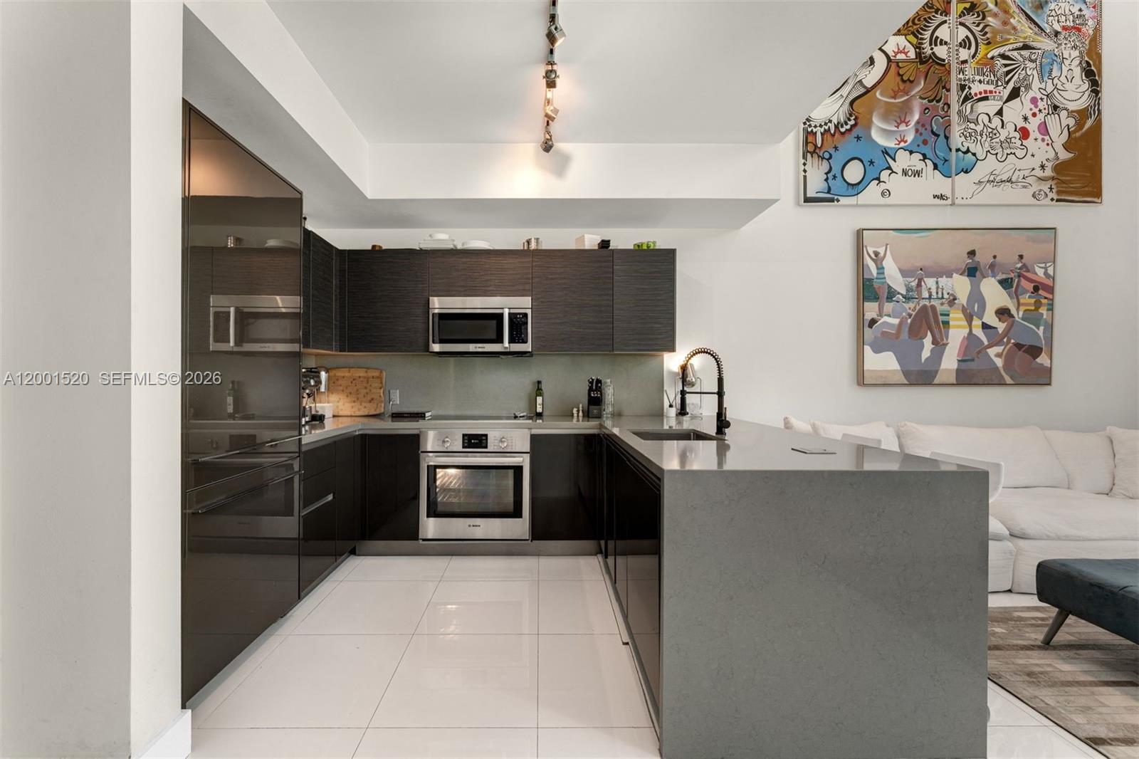 image The Bond on Brickell1