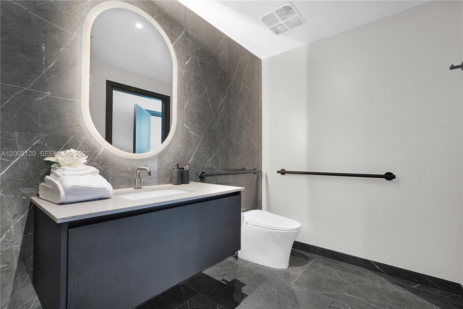 20 NE 11th St #4006 Miami, FL 33132