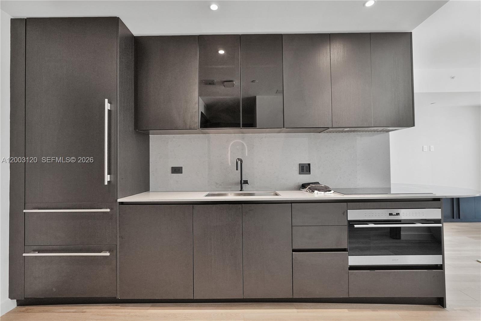 20 NE 11th St #4006 Miami, FL 33132