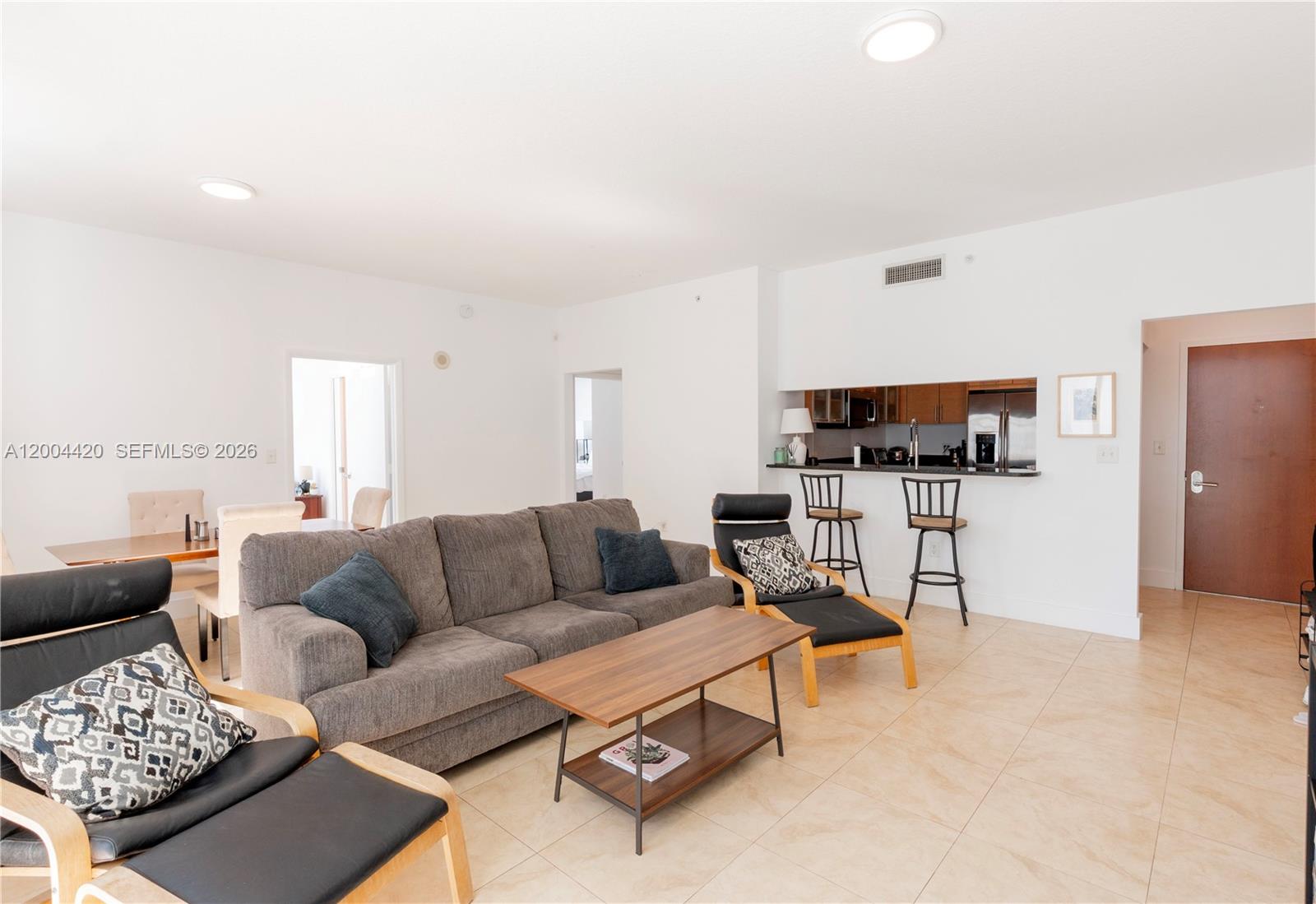 31 SE 5th St #4121 Miami, FL 33131