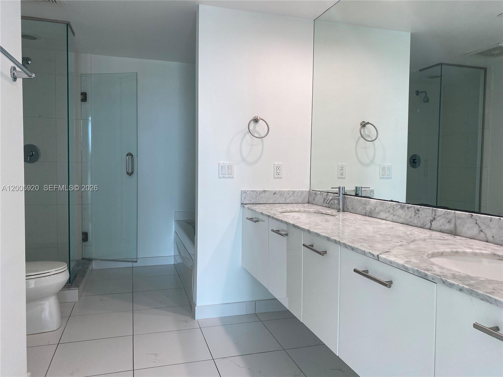 image 500 Brickell West10