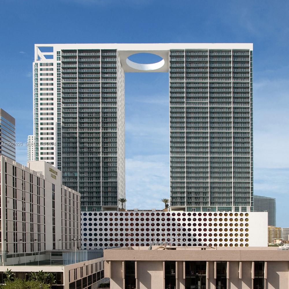image 500 Brickell West15