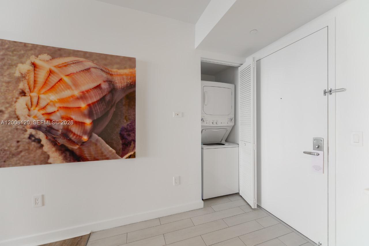 image Beachwalk Condominium24
