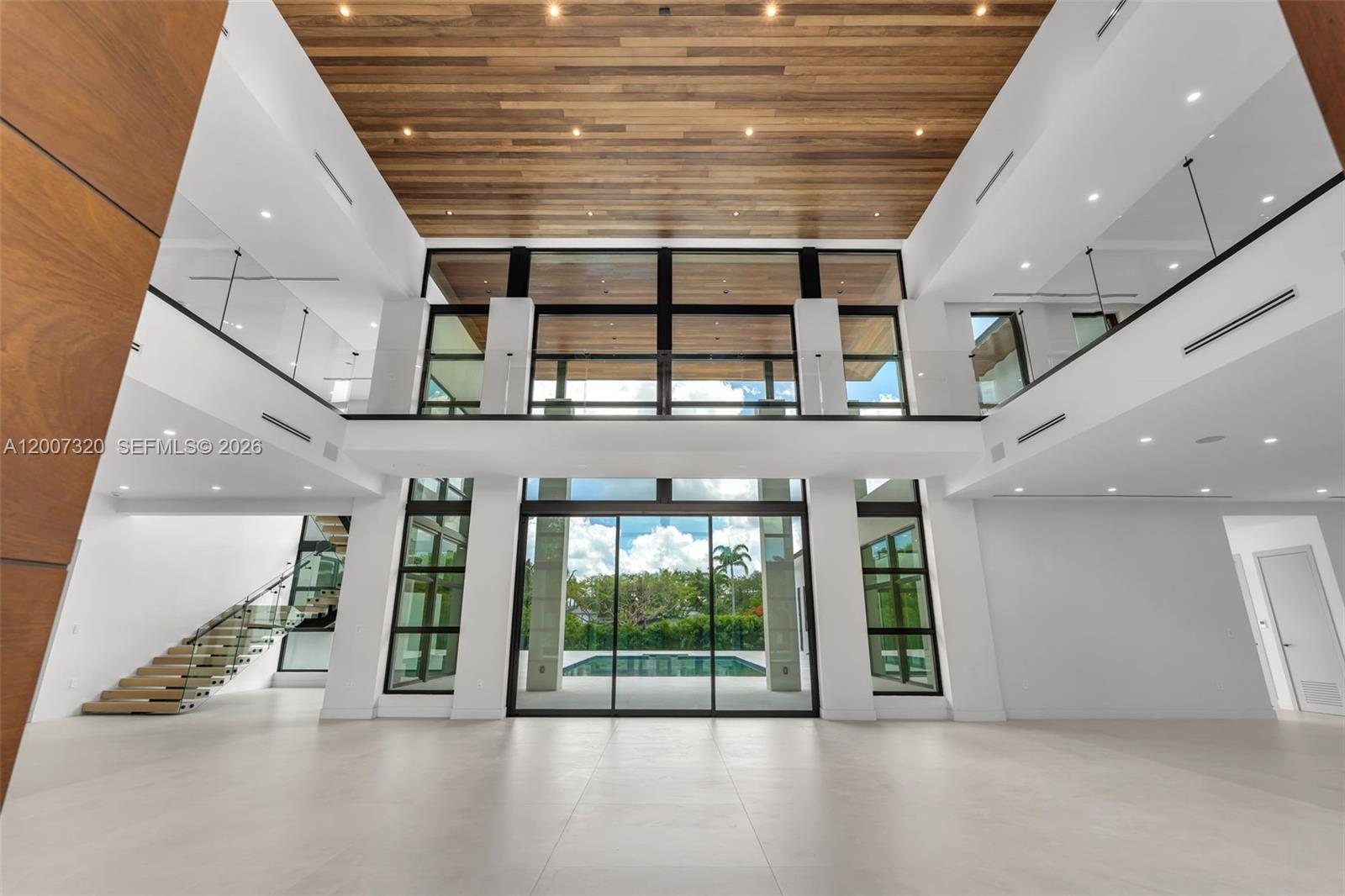 6290 Chapman Fld Dr Pinecrest, FL 33156